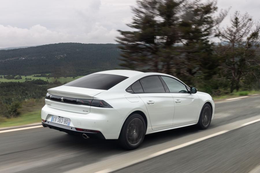 Peugeot 508 GT Line 2018 года  (WW) (фото 11 из 42)